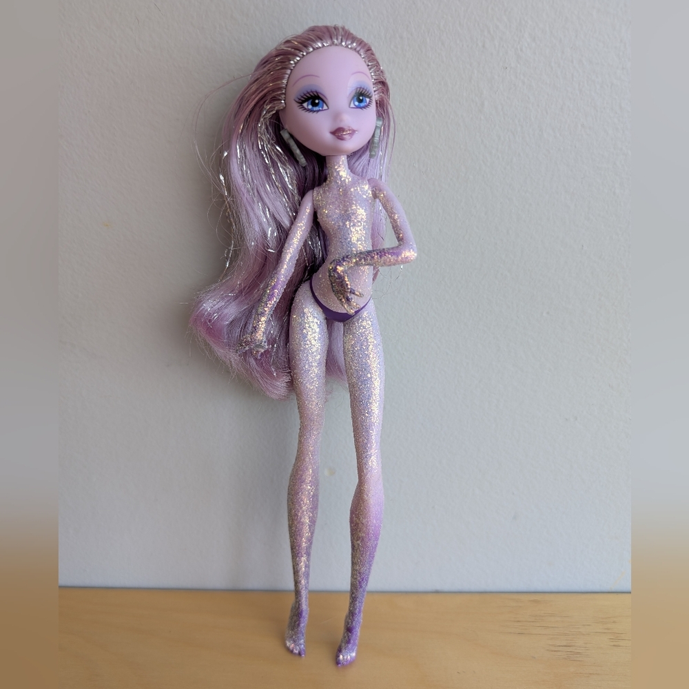 Barbie | 2009 A Fashion Fairytale Flairies "Shim'R" Doll